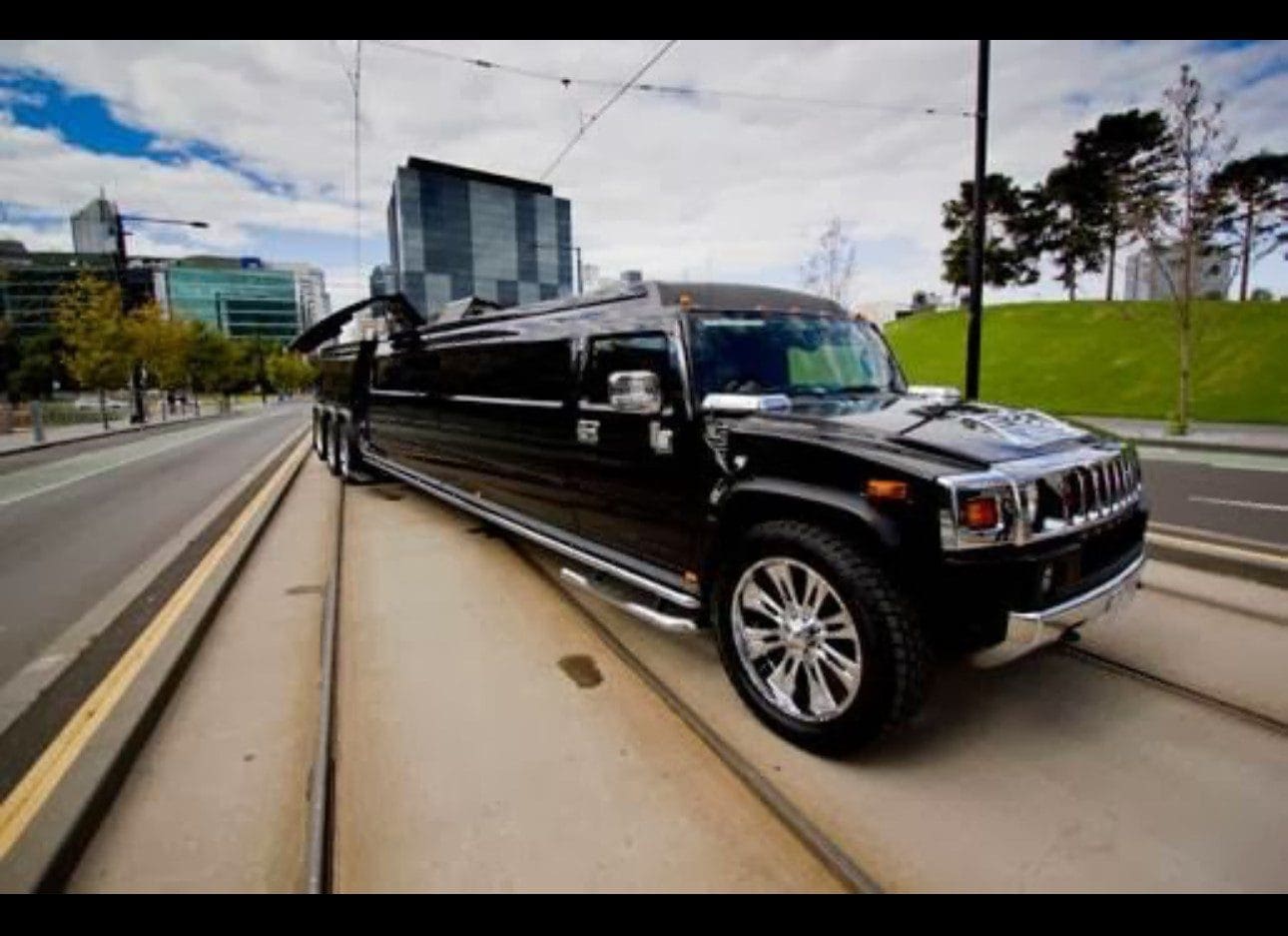 hummer limos hire 24-seater black